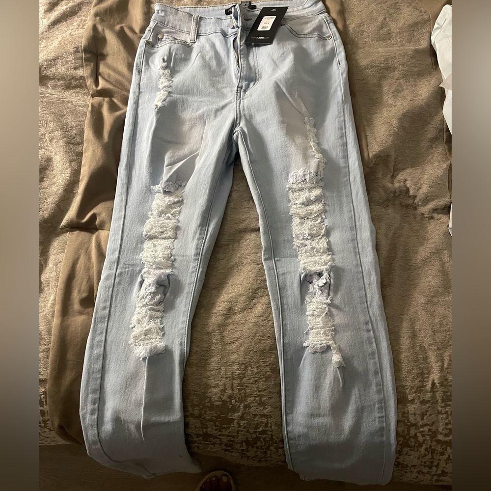 NEW Fashion Nova High Waisted Jeans